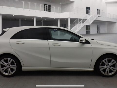 Mercedes-Benz A Class 1.5 A180d Sport Euro 6 (s/s) 5dr 5