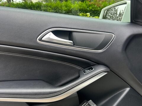 Mercedes-Benz A Class 1.5 A180d Sport Euro 6 (s/s) 5dr 26