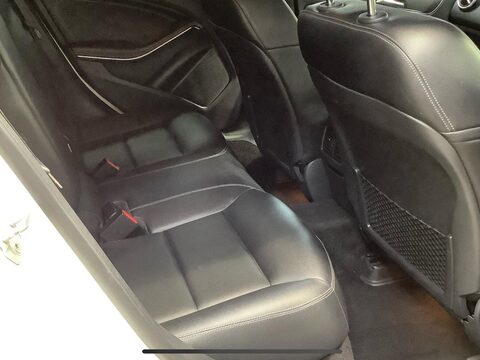 Mercedes-Benz A Class 1.5 A180d Sport Euro 6 (s/s) 5dr 8