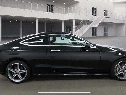 Mercedes-Benz C Class 2.1 C250d AMG Line (Premium) G-Tronic+ Euro 6 (s/s) 2dr 5