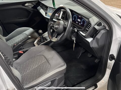 Audi A1 1.5 TFSI 35 Sport Sportback Euro 6 (s/s) 5dr 5