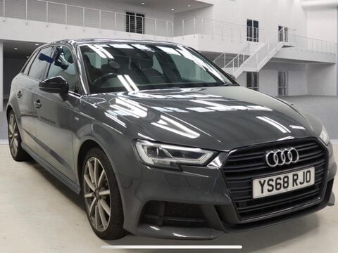 Audi A3 1.5 TFSI CoD 35 Black Edition Sportback S Tronic Euro 6 (s/s) 5dr 1