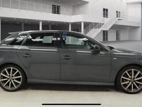 Audi A3 1.5 TFSI CoD 35 Black Edition Sportback S Tronic Euro 6 (s/s) 5dr 4