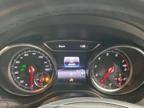 Mercedes-Benz GLA 1.6 GLA200 SE (Executive) Euro 6 (s/s) 5dr 11