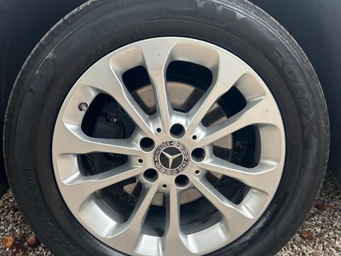 Mercedes-Benz GLA 1.6 GLA200 SE (Executive) Euro 6 (s/s) 5dr 34