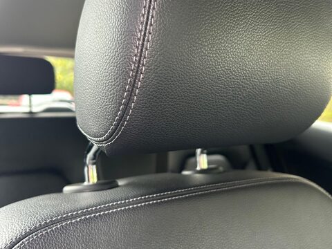 Mercedes-Benz GLA 1.6 GLA200 SE (Executive) Euro 6 (s/s) 5dr 47