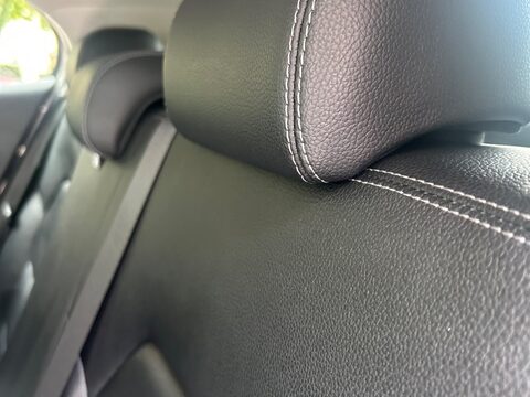 Mercedes-Benz GLA 1.6 GLA200 SE (Executive) Euro 6 (s/s) 5dr 61