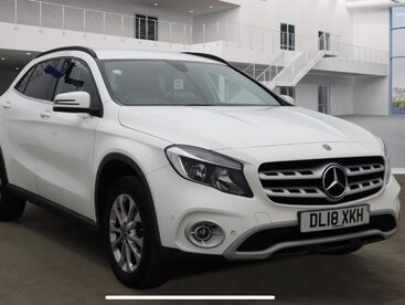 Mercedes-Benz GLA 1.6 GLA200 SE (Executive) Euro 6 (s/s) 5dr