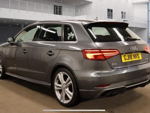 Audi A3 1.5 TFSI CoD S line Sportback Euro 6 (s/s) 5dr 3