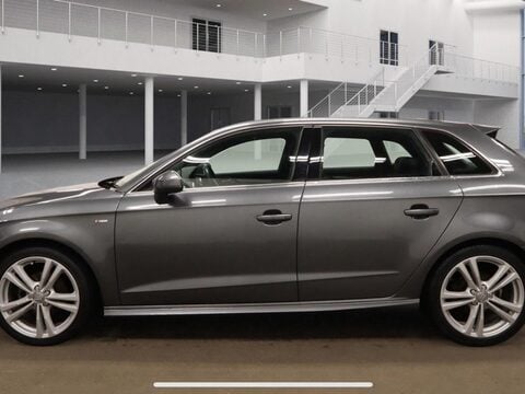 Audi A3 1.5 TFSI CoD S line Sportback Euro 6 (s/s) 5dr 4