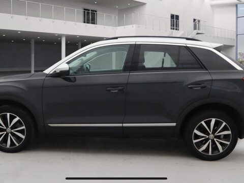 Volkswagen T-Roc 1.0 TSI Design Euro 6 (s/s) 5dr 4