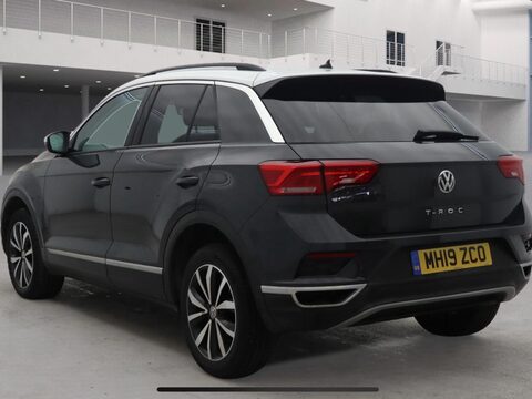 Volkswagen T-Roc 1.0 TSI Design Euro 6 (s/s) 5dr 3