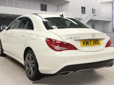Mercedes-Benz CLA Class 2.1 CLA220d Sport Coupe 7G-DCT Euro 6 (s/s) 4dr 3