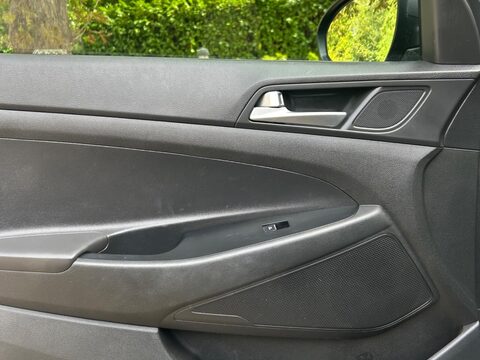 Hyundai TUCSON 1.6 GDi SE Nav Euro 6 (s/s) 5dr 27
