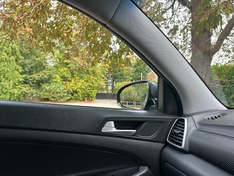 Hyundai TUCSON 1.6 GDi SE Nav Euro 6 (s/s) 5dr 16