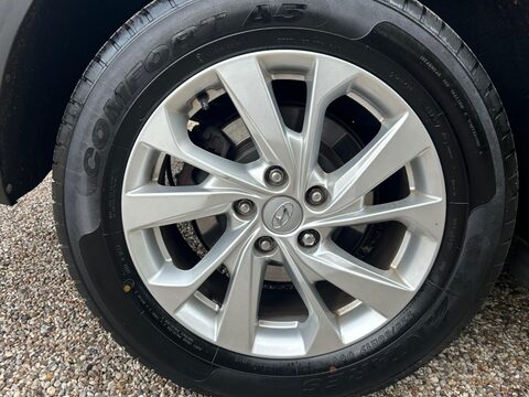 Hyundai TUCSON 1.6 GDi SE Nav Euro 6 (s/s) 5dr 35