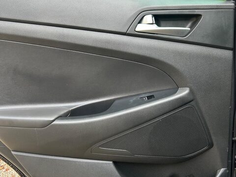 Hyundai TUCSON 1.6 GDi SE Nav Euro 6 (s/s) 5dr 28
