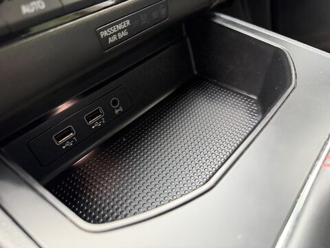 SEAT Ibiza 1.0 TSI FR Sport Euro 6 (s/s) 5dr GPF 29