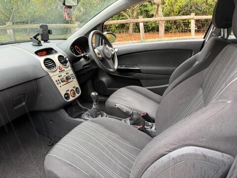 Vauxhall Corsa 1.2i 16v Club 3dr 19