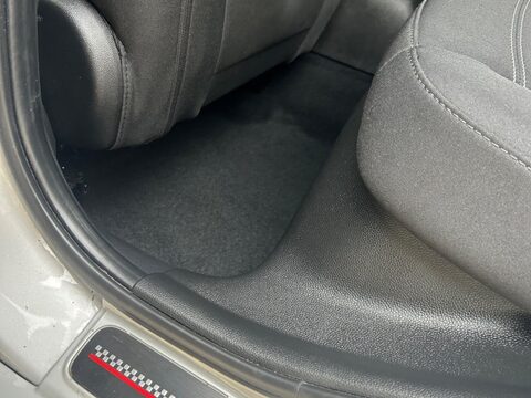 Mini Hatch 1.5 Cooper Sport Steptronic Euro 6 (s/s) 5dr 67