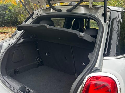 Mini Hatch 1.5 Cooper Sport Steptronic Euro 6 (s/s) 5dr 41