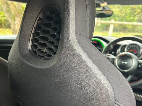 Mini Hatch 1.5 Cooper Sport Steptronic Euro 6 (s/s) 5dr 69