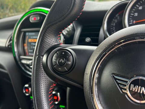 Mini Hatch 1.5 Cooper Sport Steptronic Euro 6 (s/s) 5dr 42