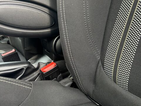 Mini Hatch 1.5 Cooper Sport Steptronic Euro 6 (s/s) 5dr 47