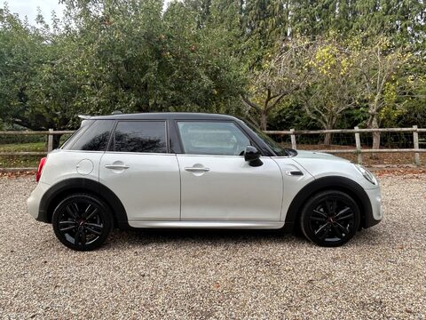 Mini Hatch 1.5 Cooper Sport Steptronic Euro 6 (s/s) 5dr 10