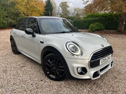 Mini Hatch 1.5 Cooper Sport Steptronic Euro 6 (s/s) 5dr