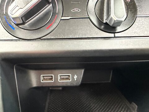 Volkswagen Polo 1.0 TSI SE Euro 6 (s/s) 5dr 18