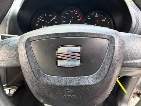 SEAT Leon 1.2 TSI S Euro 5 (s/s) 5dr 35