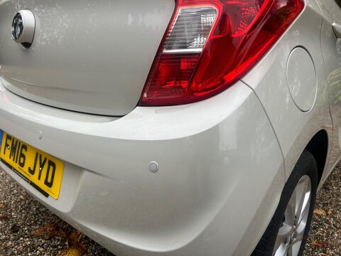 Vauxhall Viva 1.0i SL Euro 6 5dr 43