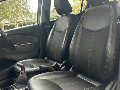 Vauxhall Viva 1.0i SL Euro 6 5dr 41