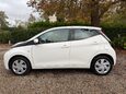 Toyota Aygo 1.0 VVT-i x-play Euro 6 5dr 5