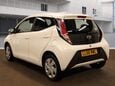 Toyota Aygo 1.0 VVT-i x-play Euro 6 5dr 3