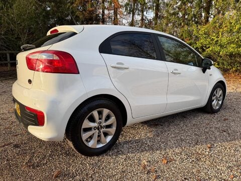 Kia Rio 1.25 SR7 Euro 6 5dr 8