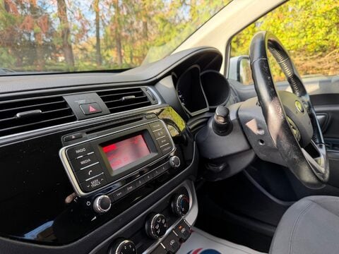 Kia Rio 1.25 SR7 Euro 6 5dr 10