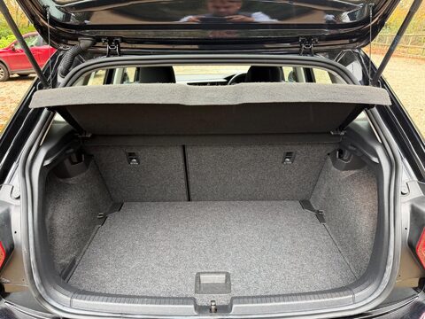 Volkswagen Polo 1.0 SE Euro 6 (s/s) 5dr 26