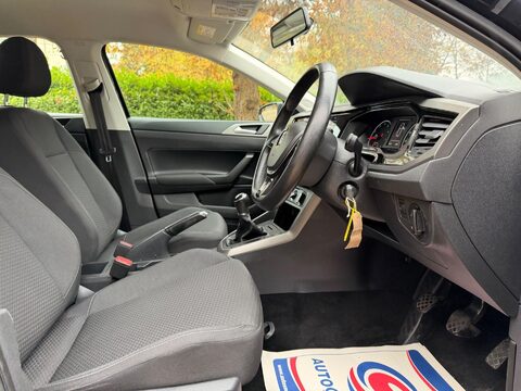 Volkswagen Polo 1.0 SE Euro 6 (s/s) 5dr 9