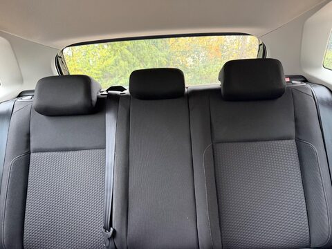 Volkswagen Polo 1.0 SE Euro 6 (s/s) 5dr 12