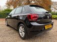 Volkswagen Polo 1.0 SE Euro 6 (s/s) 5dr 4