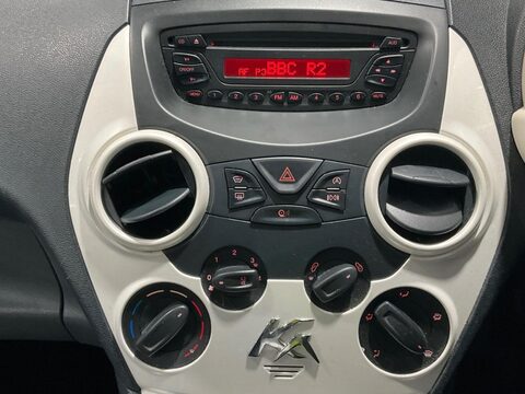 Ford Ka 1.2 Zetec Black Edition Euro 6 (s/s) 3dr 8