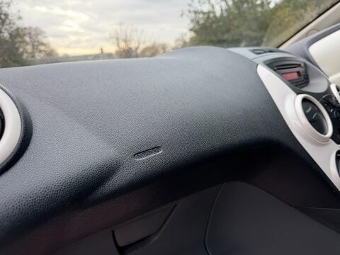 Ford Ka 1.2 Zetec Black Edition Euro 6 (s/s) 3dr 11