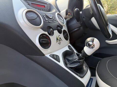 Ford Ka 1.2 Zetec White Edition Euro 6 (s/s) 3dr 11