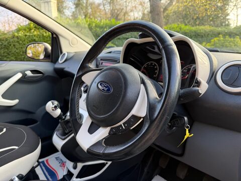 Ford Ka 1.2 Zetec White Edition Euro 6 (s/s) 3dr 22