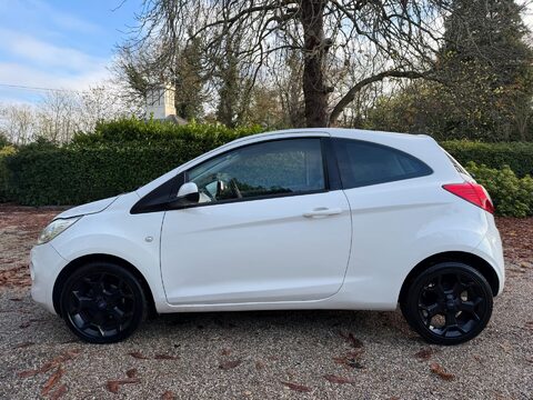 Ford Ka 1.2 Zetec White Edition Euro 6 (s/s) 3dr 4