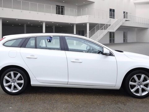 Volvo V60 2.0 T4 SE Nav Auto Euro 6 (s/s) 5dr 4