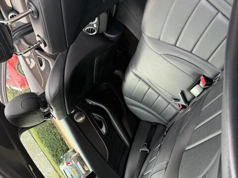 Mercedes-Benz C Class 2.1 C220d AMG Line (Premium Plus) 7G-Tronic+ Euro 6 (s/s) 4dr 34