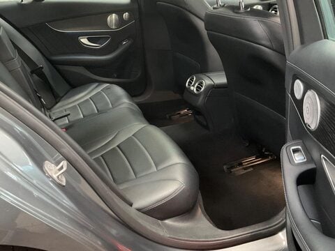 Mercedes-Benz C Class 2.1 C220d AMG Line (Premium Plus) 7G-Tronic+ Euro 6 (s/s) 4dr 7